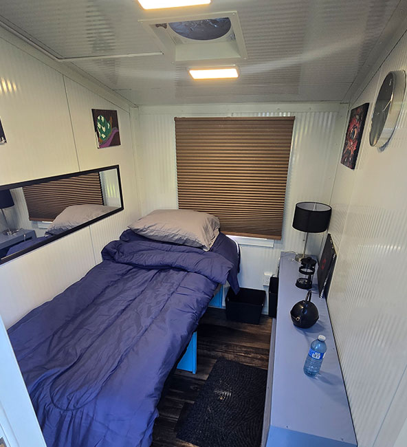 48sq interior tall